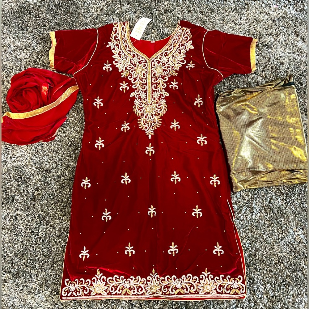 Maroon Velvet Salwar Kameez